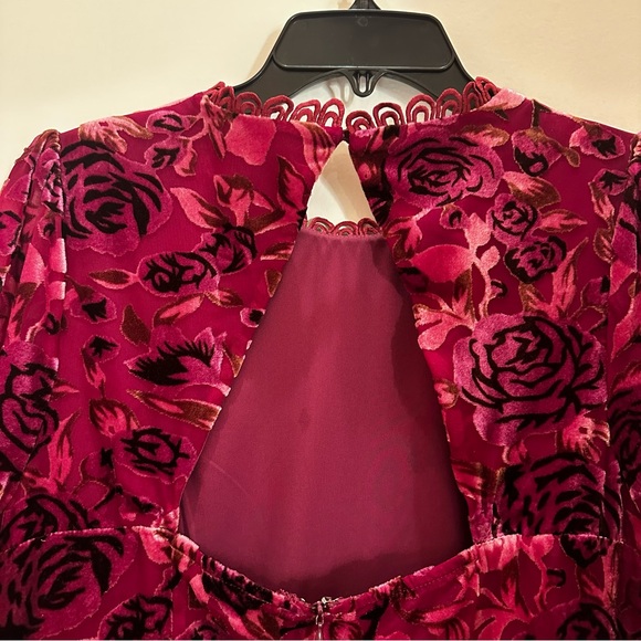 Adelyn Rae Larita Velvet Floral Open Back Mini Dress - Picture 7 of 9